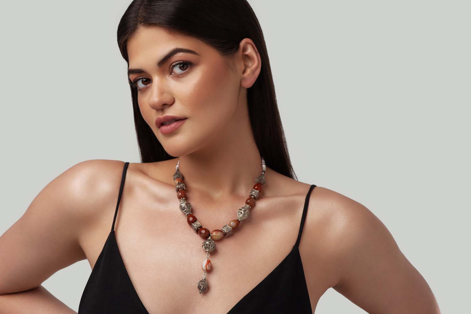 Indus Valley Multani with Stones Necklace image 2