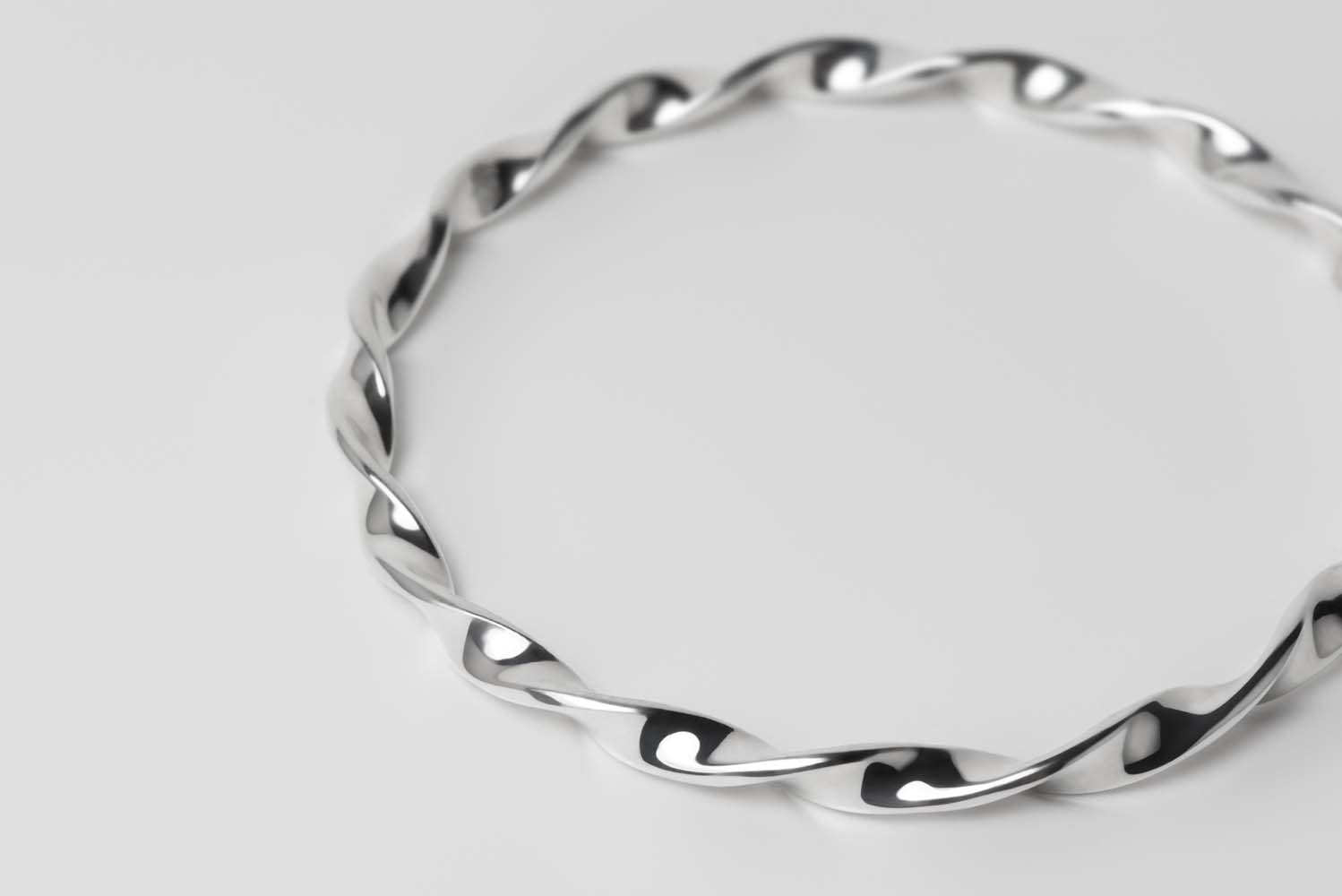 Mexico Twist Bangle image 2