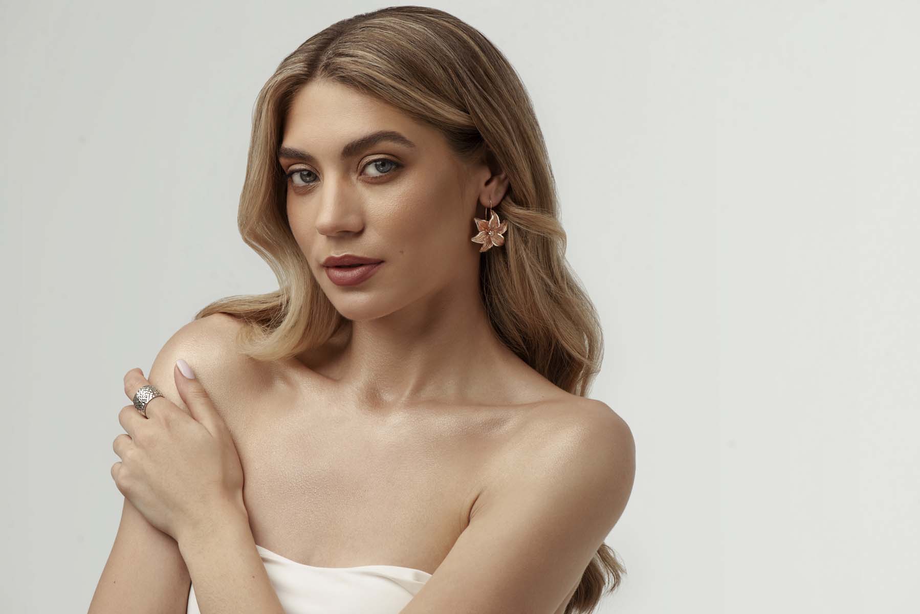 Italian Flower Earrings (Rose Gold) image 3