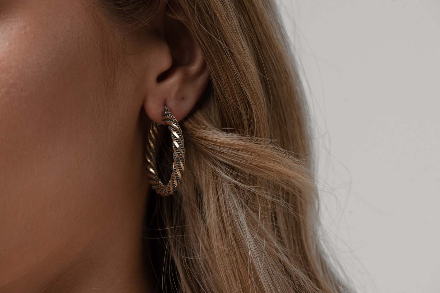 Italian Gold Swirl Hoop Earrings image 1