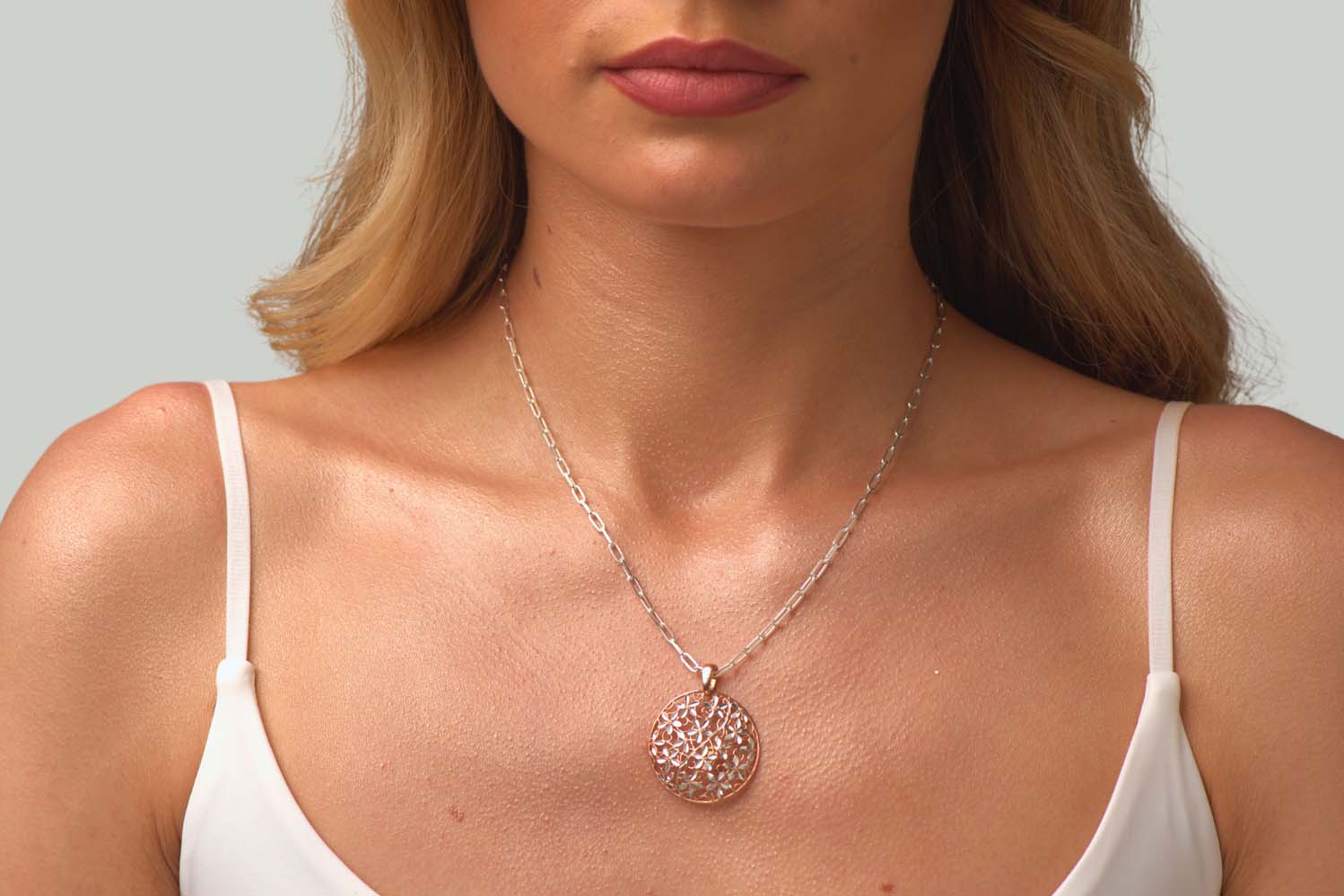 Italian Dainty Flowers Pendant (Rose Gold) image 2