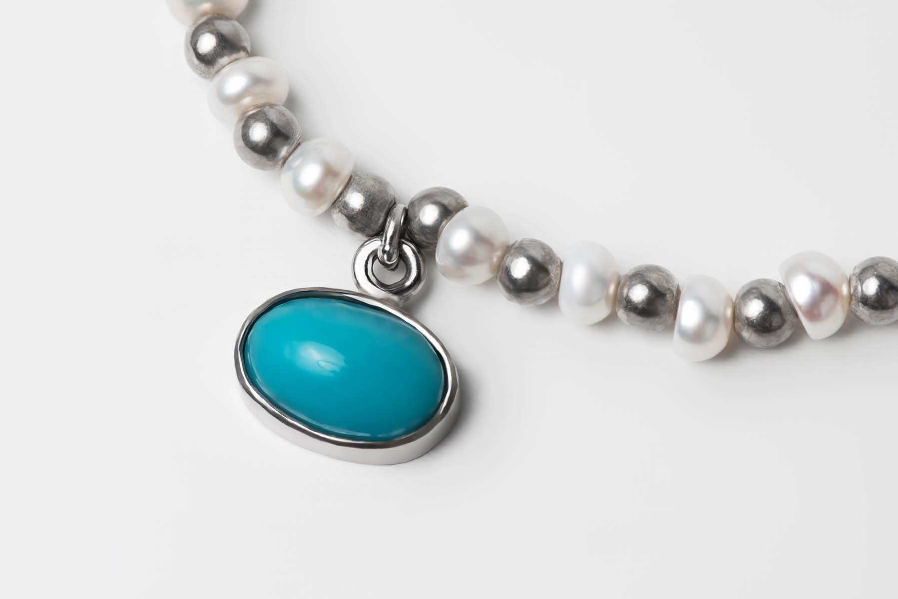 Signature Pearl Single Anklet- Turquoise stone image 3