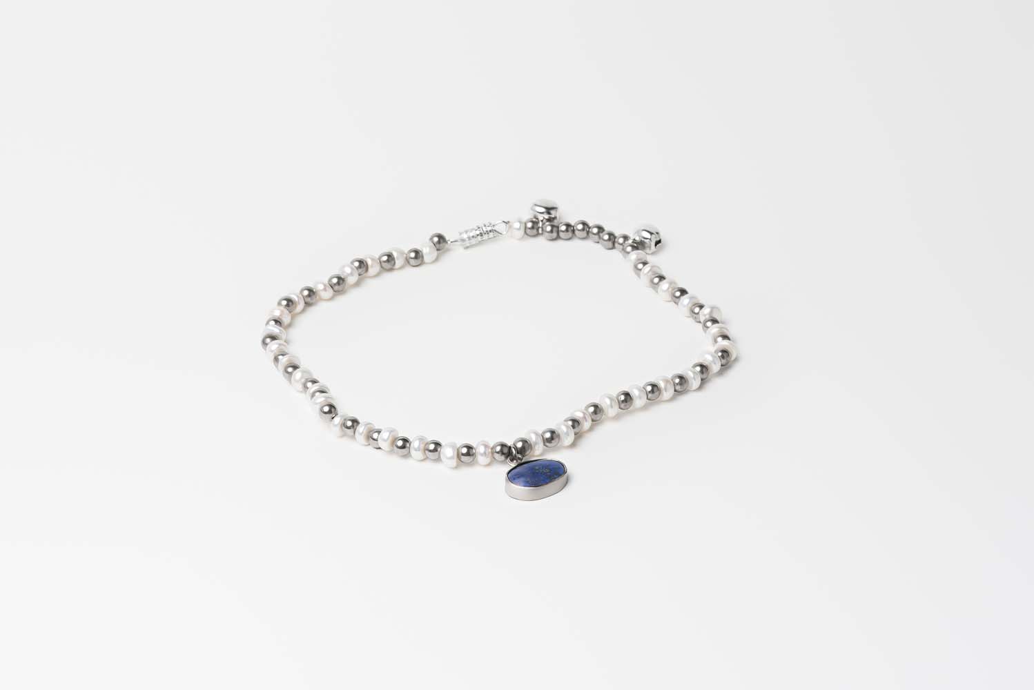 Signature Pearl Single Anklet - Blue Lapis stone image 1