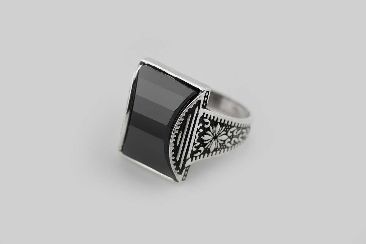 Men - Intricate Onyx Ring